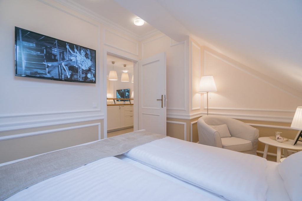 Revelton Suites, apart-hotel в Карловых Варах