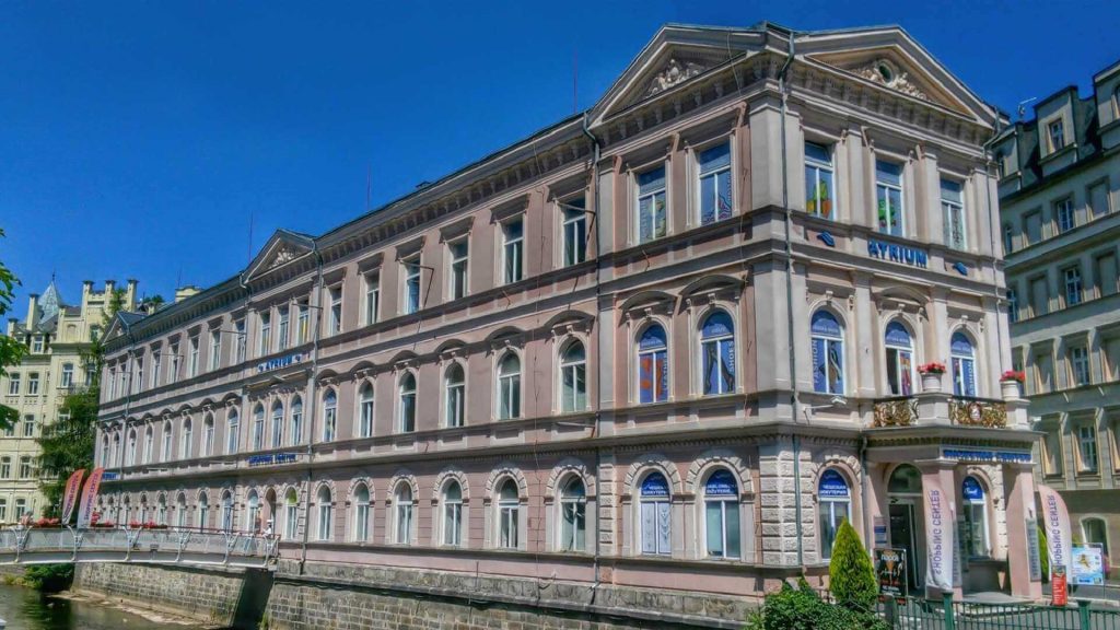 Торговый центр Atrium в Карловых Варах